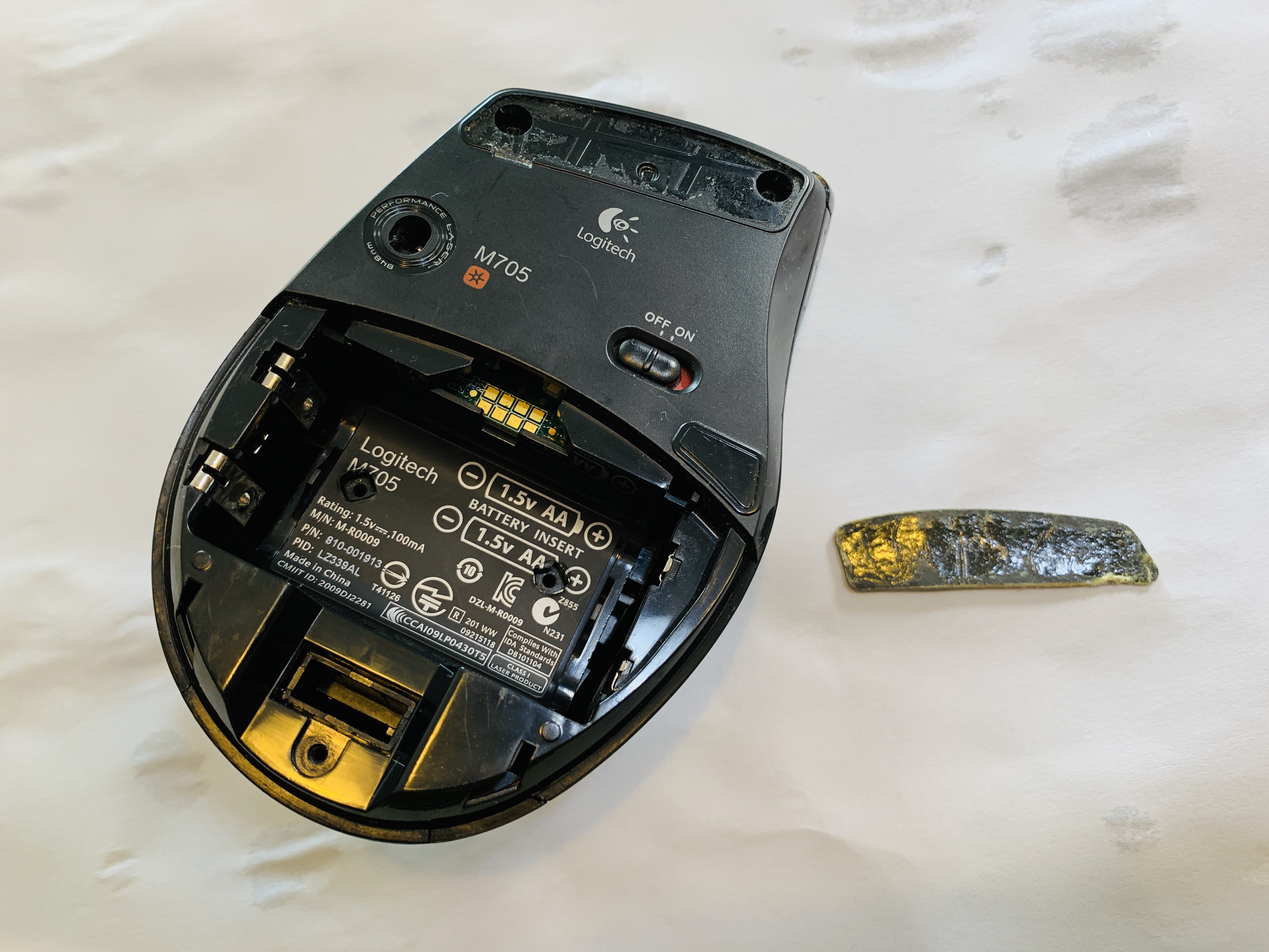 罗技无线鼠标m705和m590比较,罗技m705跟微软小馒头鼠标对比