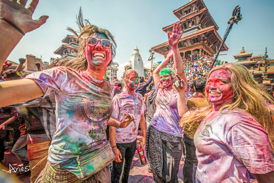 史上最疯狂的色彩盛宴洒红节即将到来！