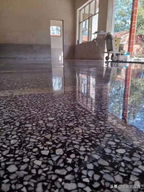 大悟县水磨石翻新抛光,水磨石晶面抛光多少钱一平