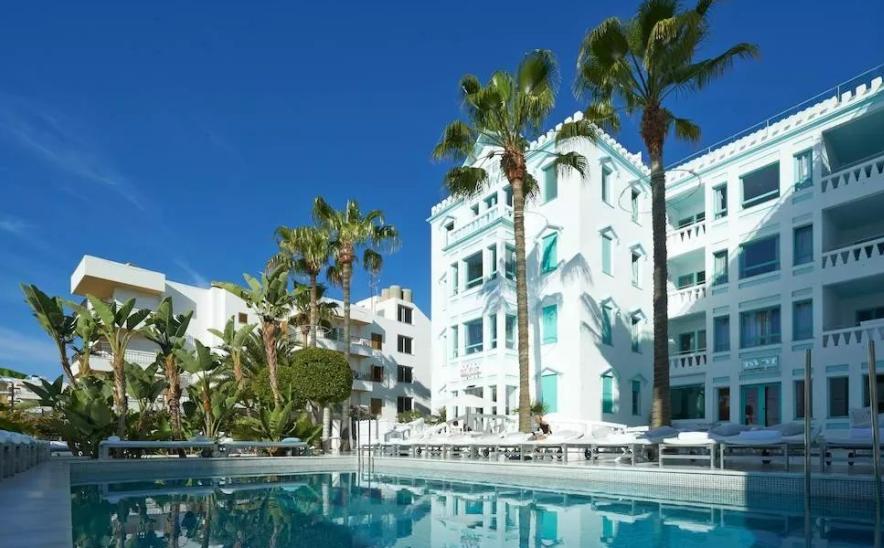 足球明星和流量明星,足球明星跨界