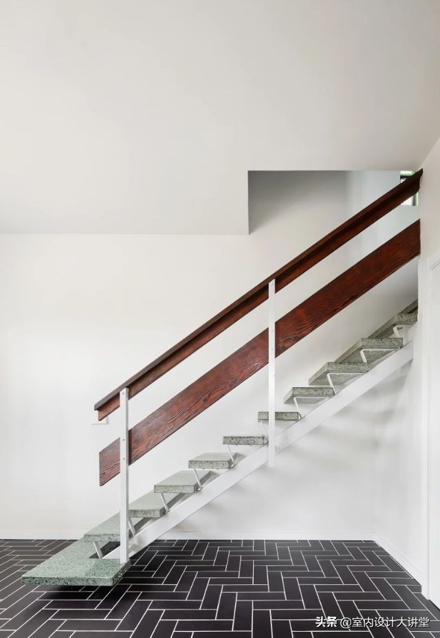 层高3.6米的双跑楼梯设计尺寸,楼梯设计到什么位置好