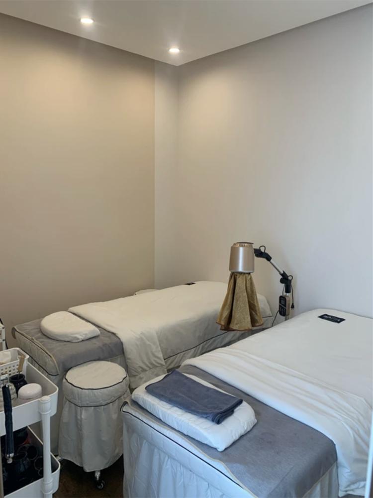 玖拾喜纤体生活美容工作室，满足年轻人按摩的刚需