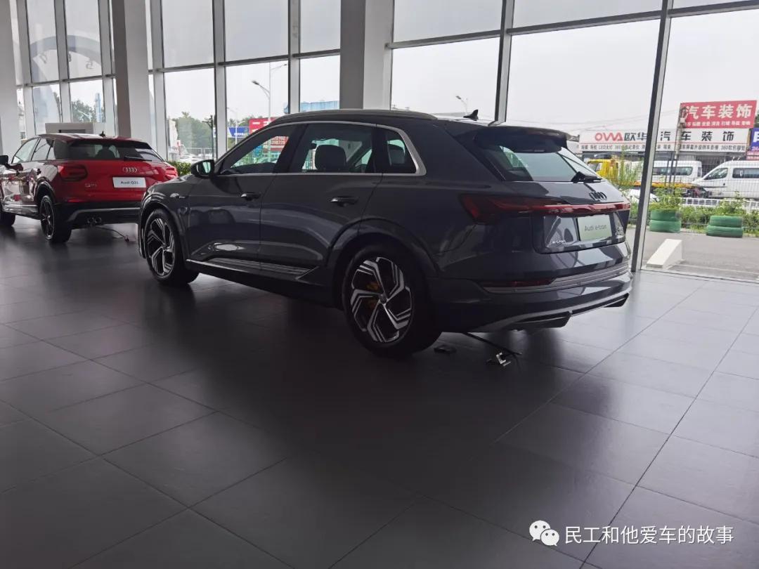 2021年8月来奥之旅转一圈，想想来这里看车也有七八年了