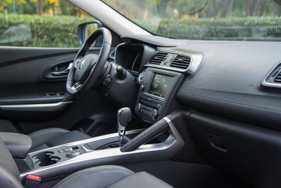 法系雷诺科雷嘉怎么样,18年科雷嘉车评