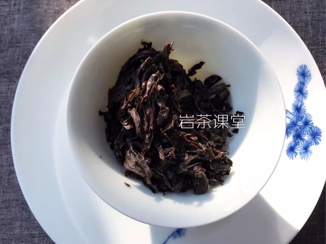 聊一聊大红袍,聊聊武夷岩茶那些事