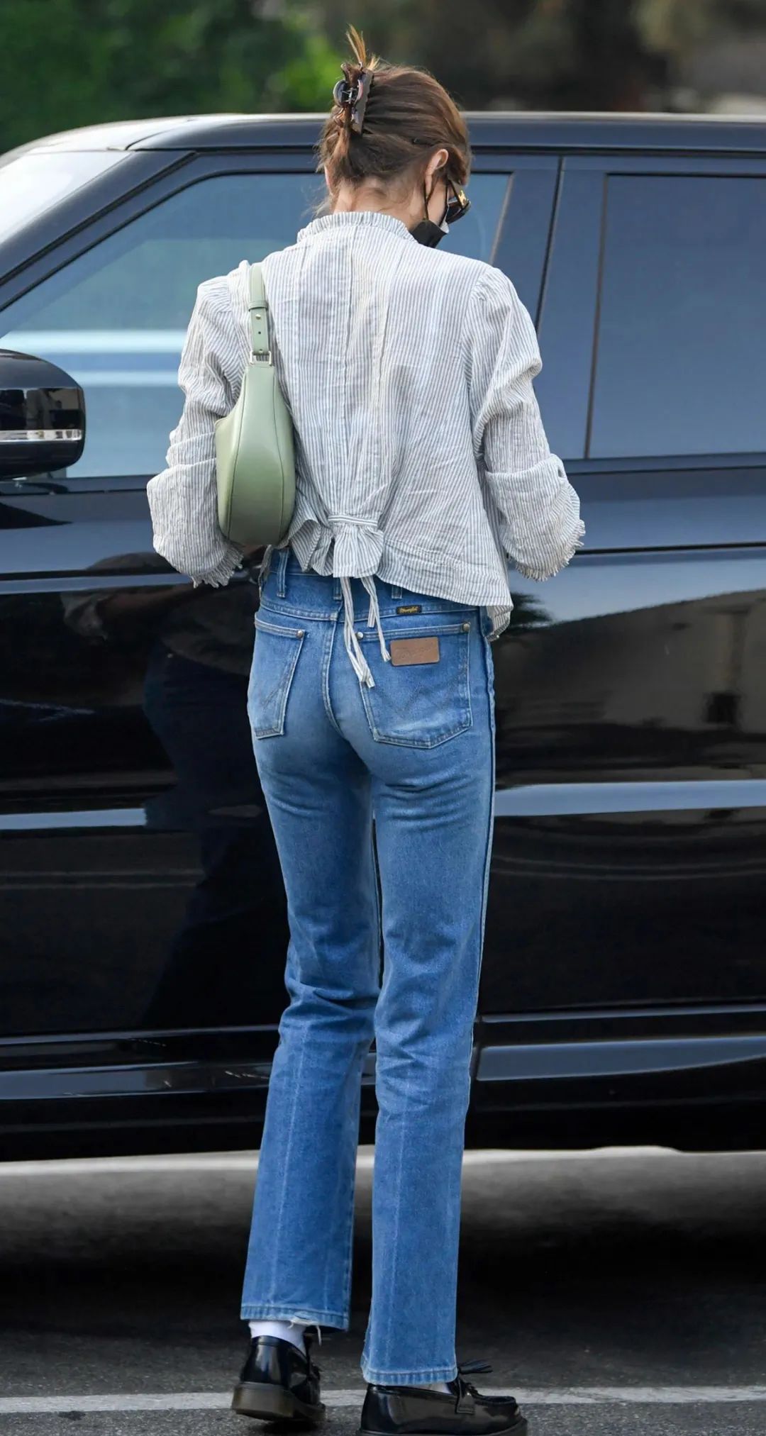 为什么亚麻穿不出高级感,亚麻面料的衣服是不是特别容易皱