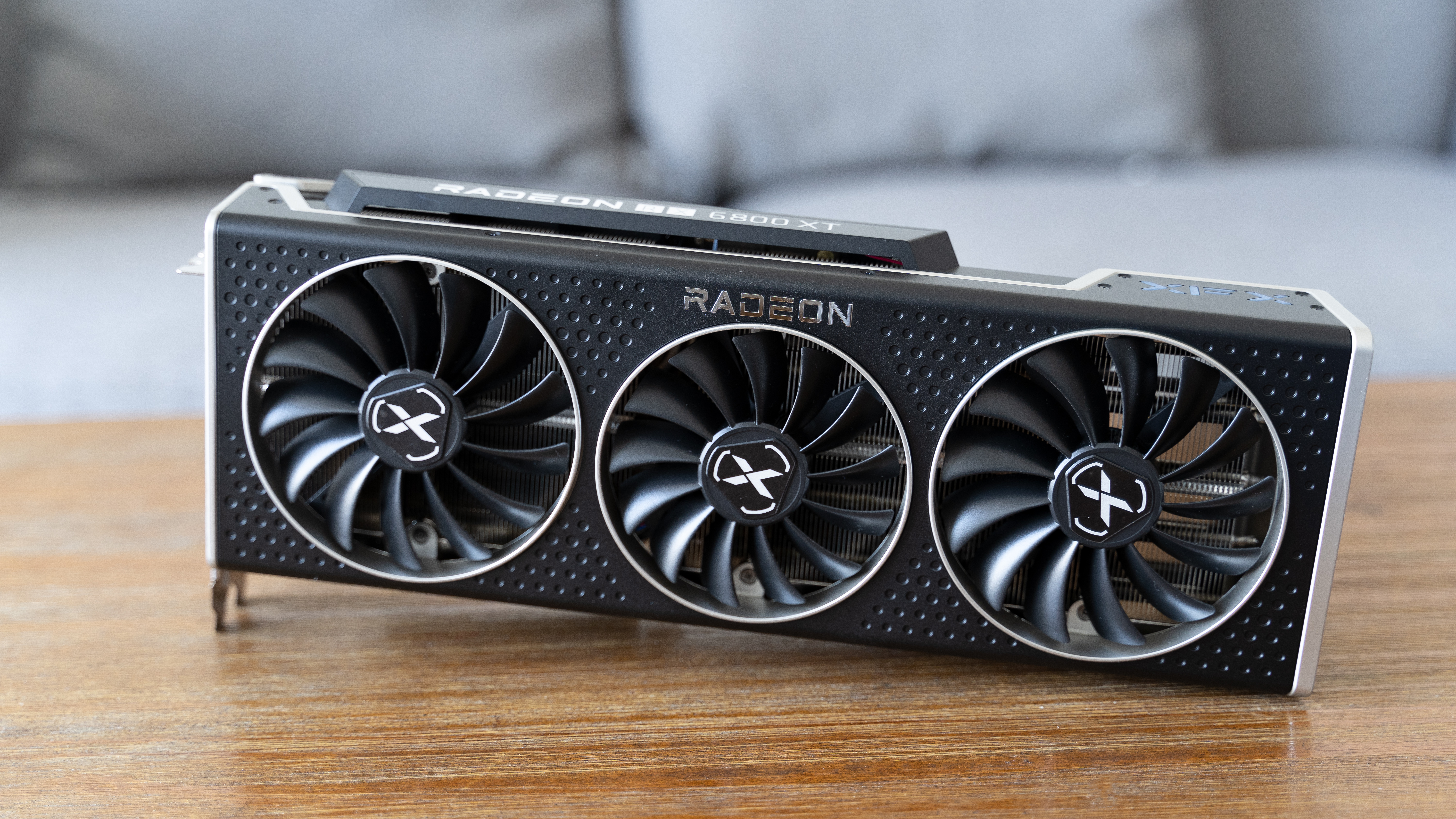 讯景rx6600xt海外版v2值不值入手,讯景rx6800海外版能买吗