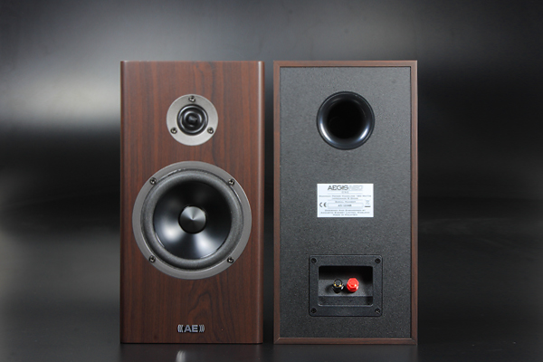 拆解国外大品牌蓝牙音箱,英国贵族1sc音箱拆解