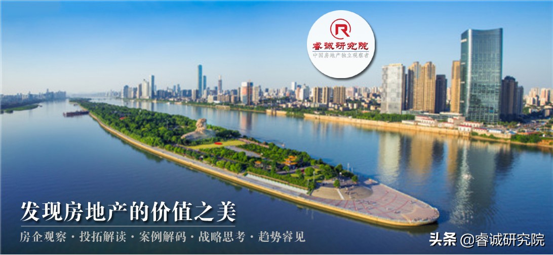 2.9亿摘牌、18亿投资,华谊兄弟振翅大王山文旅项目的三点启示