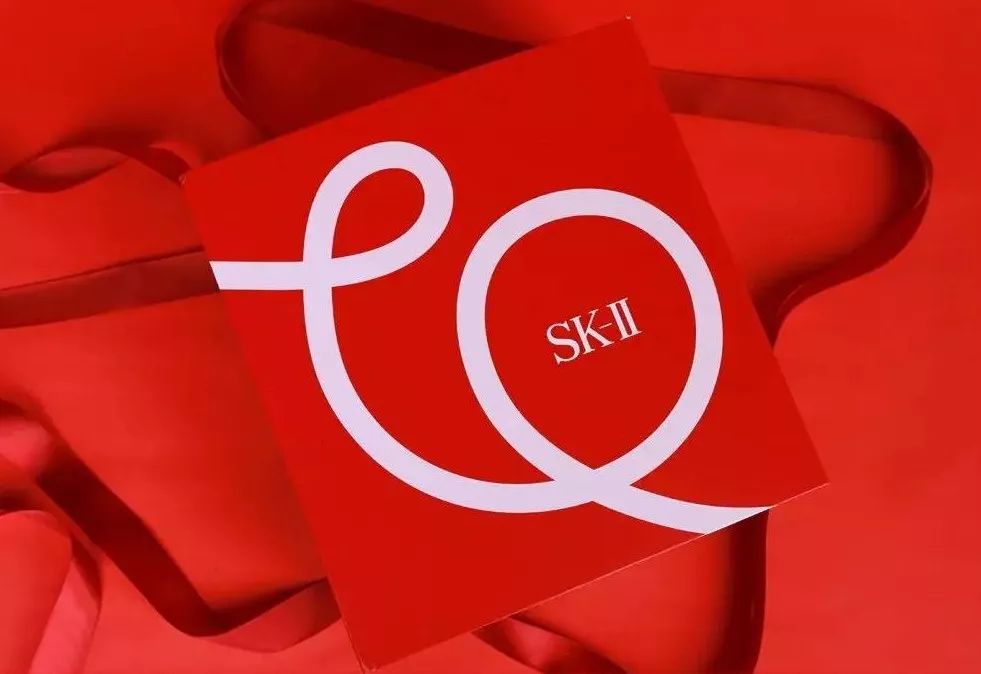 各大牌新年限量款,大牌猪年限定单品图片