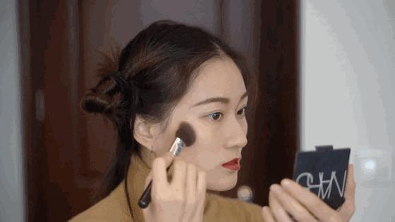 脸大的女生绝对不要烫的发型,脸大的女生可千万别留这些发型