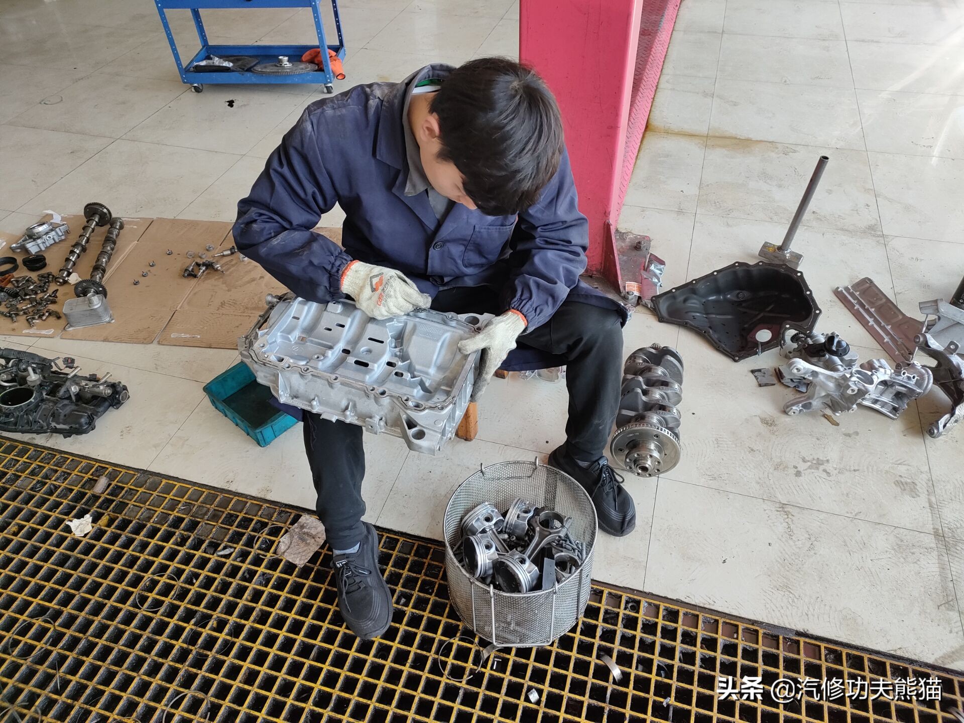 2011款奥迪q5烧机油怎么彻底解决,奥迪q5三代ea888发动机烧机油原因