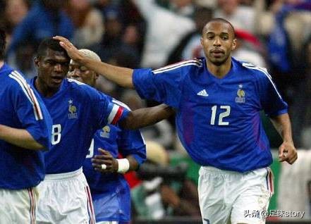 他是永恒的枪王之王，世界欠他一个“世界足球先生”