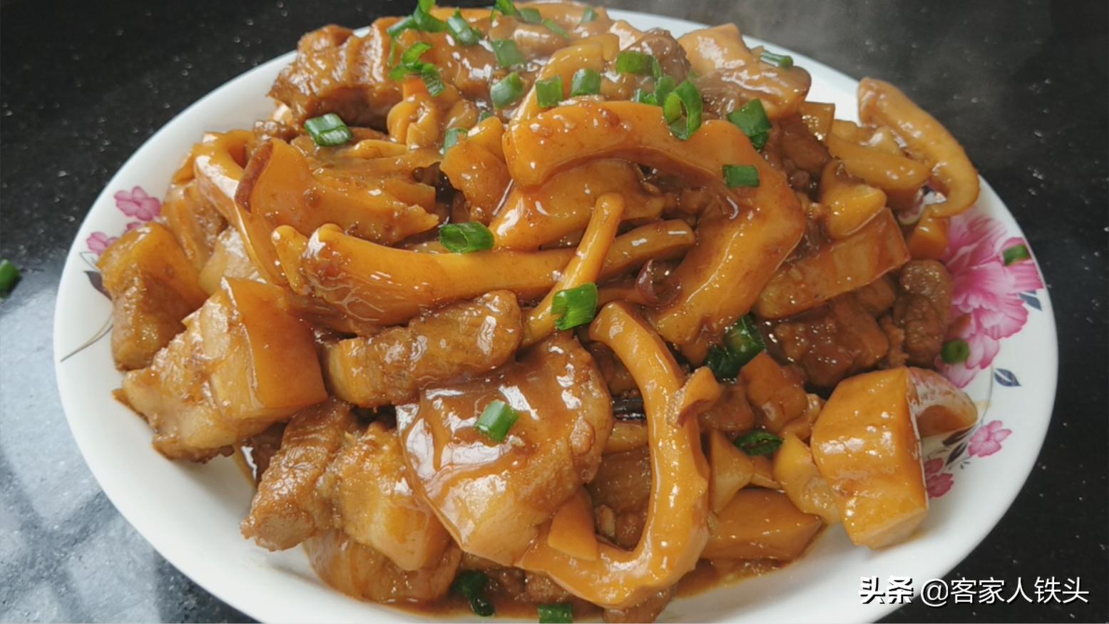 墨鱼炖肉汤怎么做好吃,墨鱼炖肉汤如何做肉香嫩