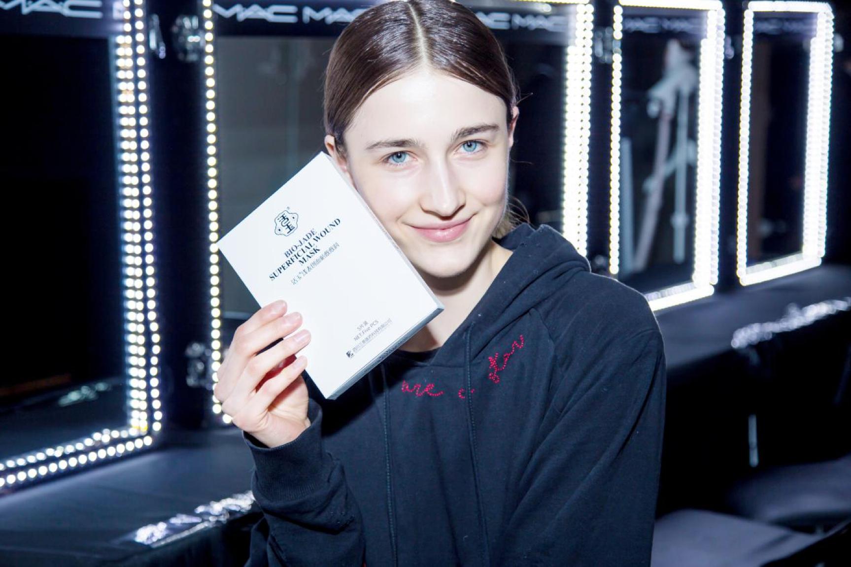 盘点外国人买中国商品,外国人盘点中国护肤品