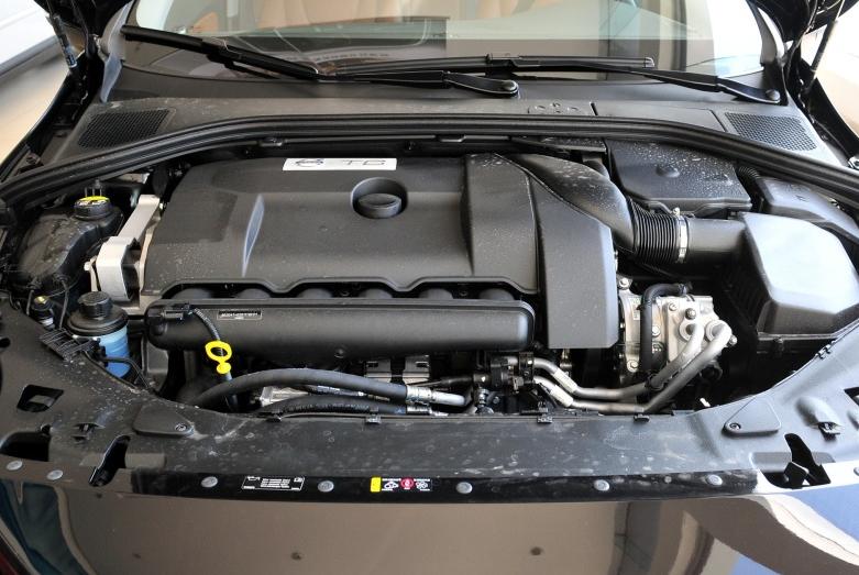 沃尔沃s60不加长销量,哪年的沃尔沃s60值得入手