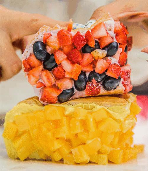 为了吃这个包包，排了80米长队！