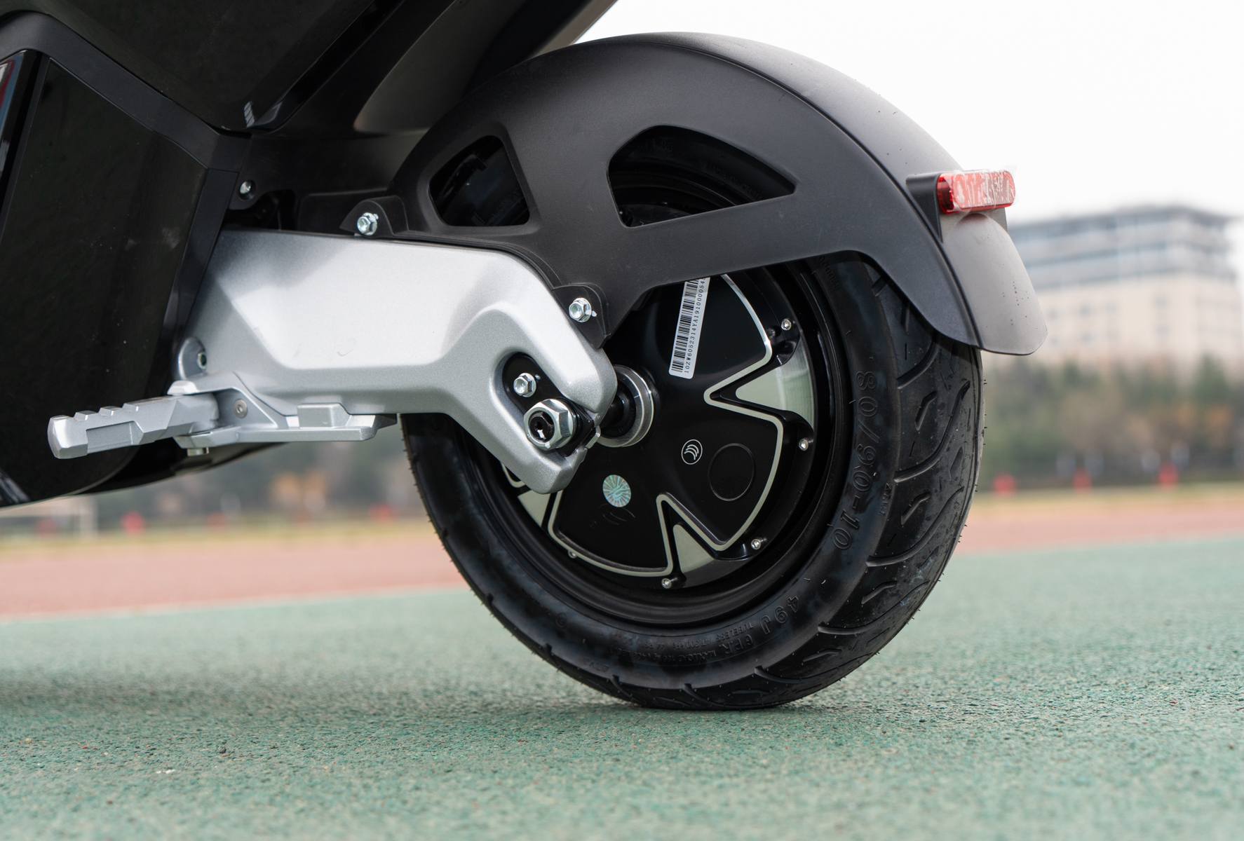 电动车别只认小牛，钱江摩灵能上三种牌，十分给力