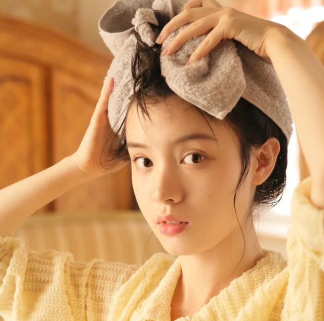 头发太容易出油可以从这4点改善，让你摆脱大油头，清凉一夏