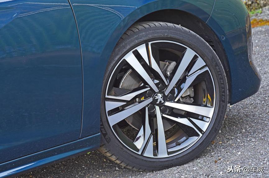 帕萨特与标致508哪个操控性更好,2020标致508深度评测