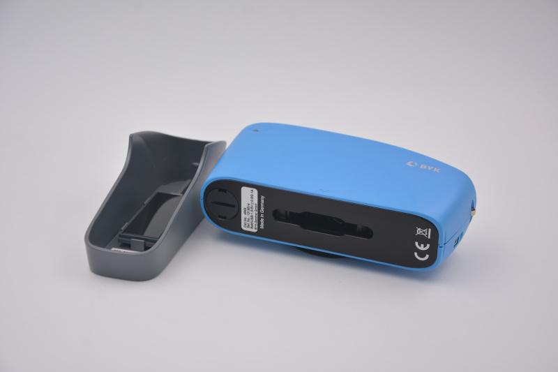 微型光泽仪byk使用什么电池 (byk4561光泽仪说明书)