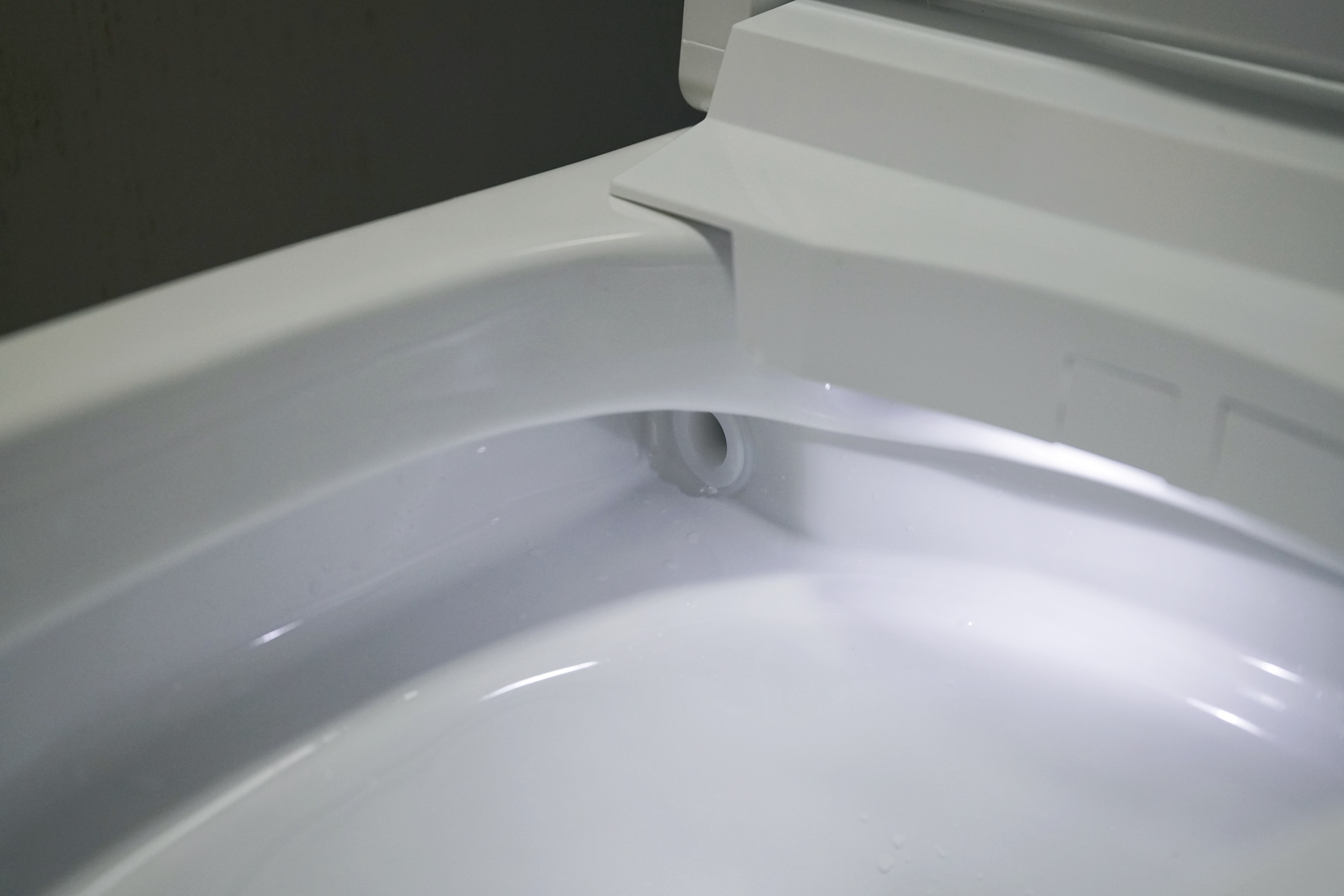 智能马桶怎么选记住这几点就够了,智能马桶好用吗有什么优缺点