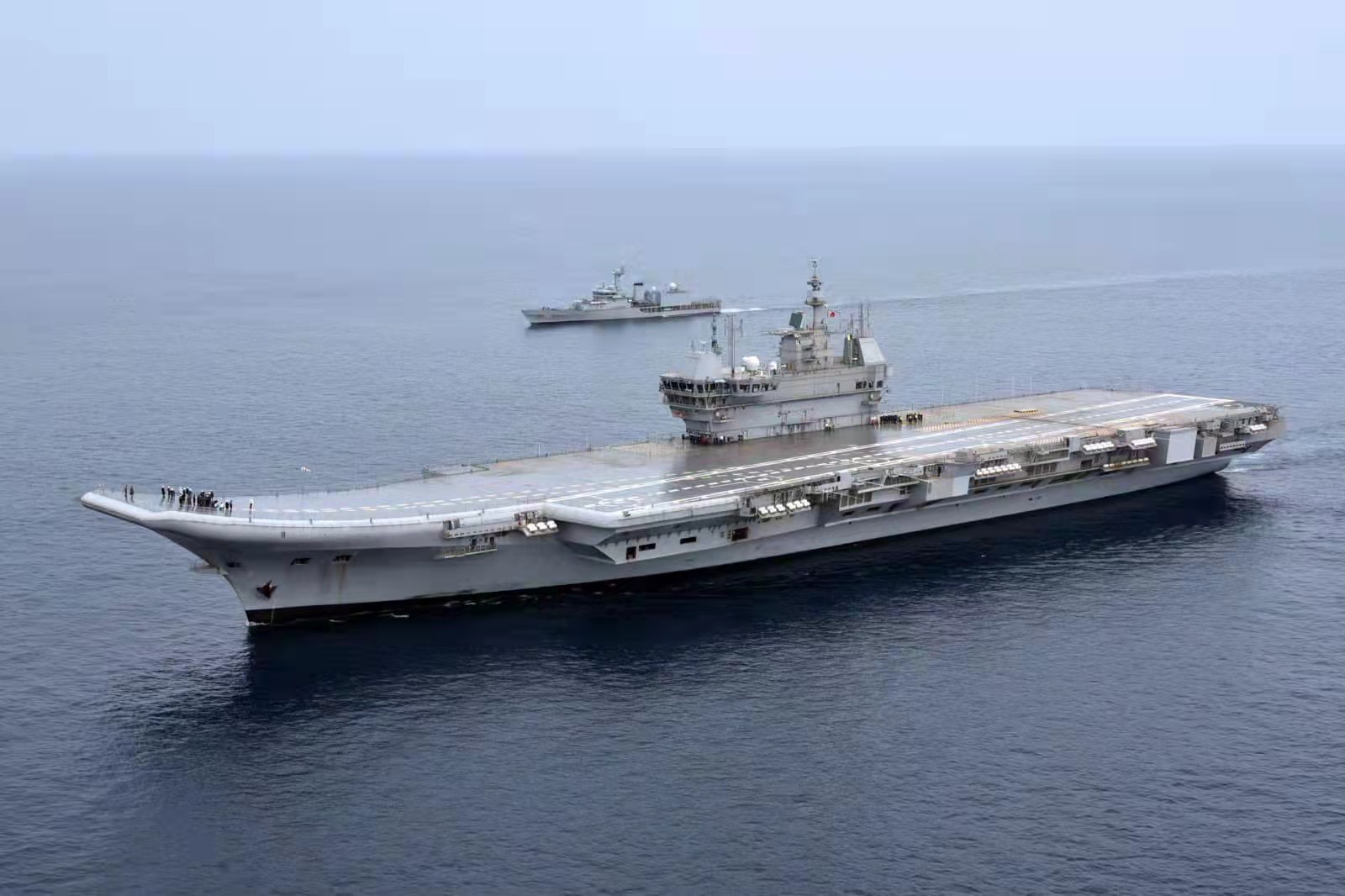 印度航母动力系统不足原因,印度国产航母面临小甲板困境