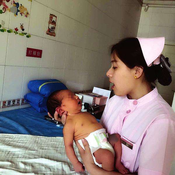 “臭死了”产妇拉粑粑被护士嫌弃，避免尴尬，产前这些食物别去碰