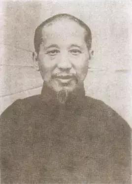 中国最短命总理，只干了不到10天，培养出*德朱**蔡锷