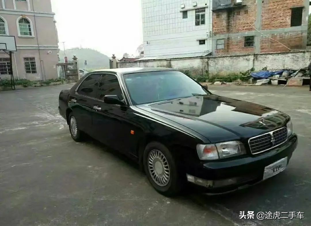 日产公爵好还是大众迈腾好,日产宝马七系