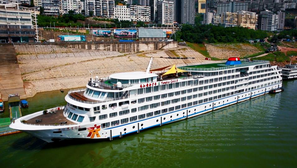 游三峡上水好还是下水好,三峡旅游上水好玩还是下水好玩