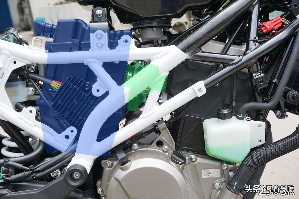 豁车有理，拆车无罪：GPR150灵魂对决250SR