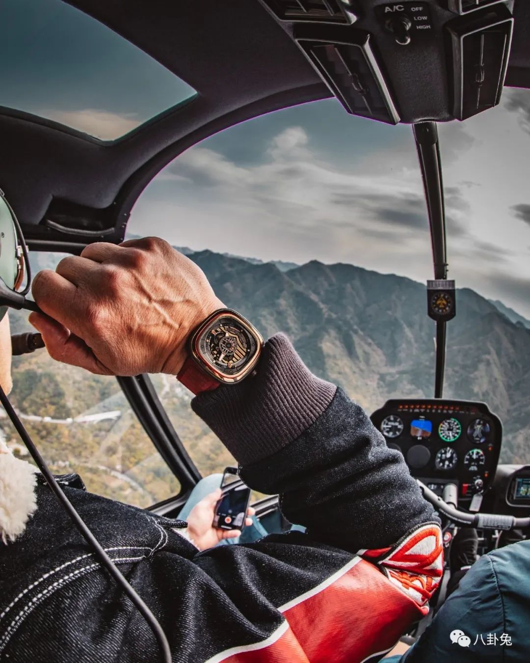 原装卡西欧手表如何辨别真伪,辨别一块手表的真伪竟然这么简单