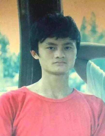 马云高考落榜蹬三轮,马云高考三次才上大学