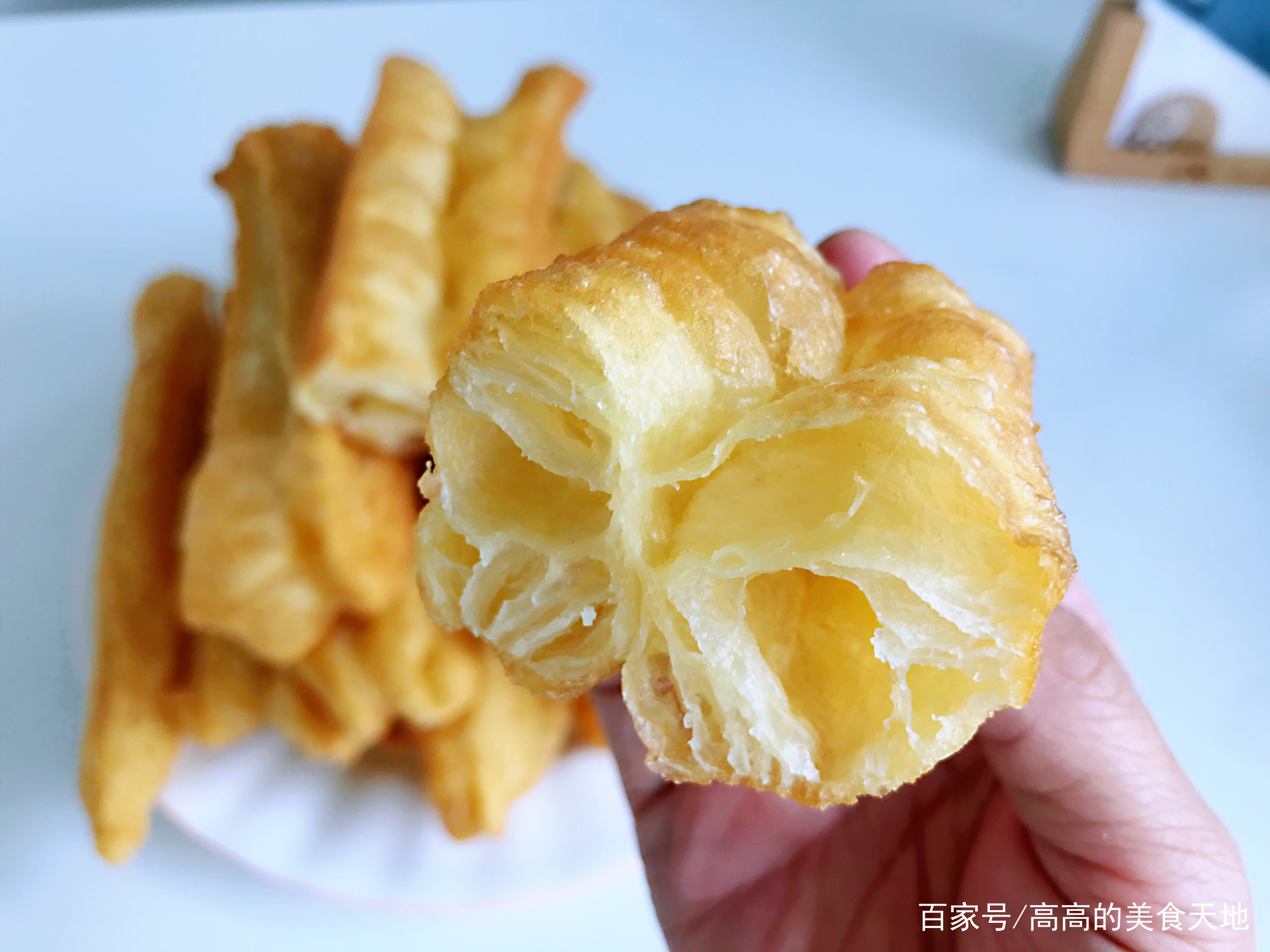 花1000学的炸油条做法,酥油条配方