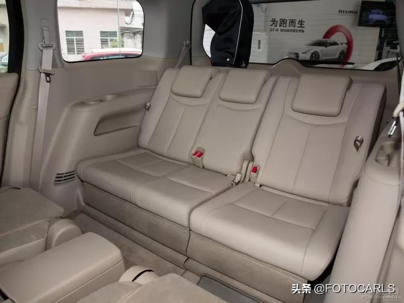 日产贵士3.5LSL实拍，比丰田埃尔法厚道，性价比超高豪华7座MPV