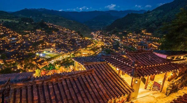 苗疆蛊事之世界尽头,苗疆蛊事的深度解析