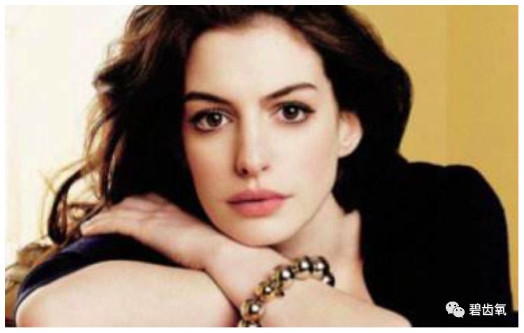 长得好看的都是绿茶婊吗,绿茶婊都有什么样的特征