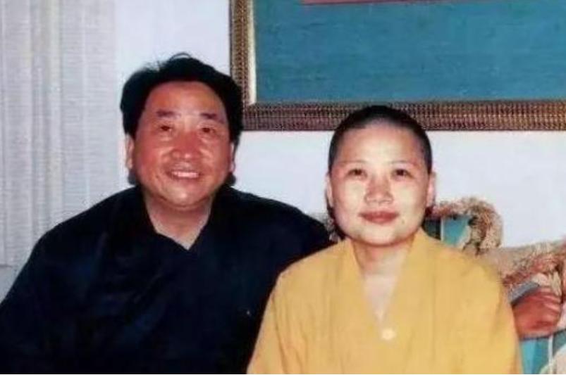 李娜青藏高原为何无人能超越,唱青藏高原的李娜近况如何