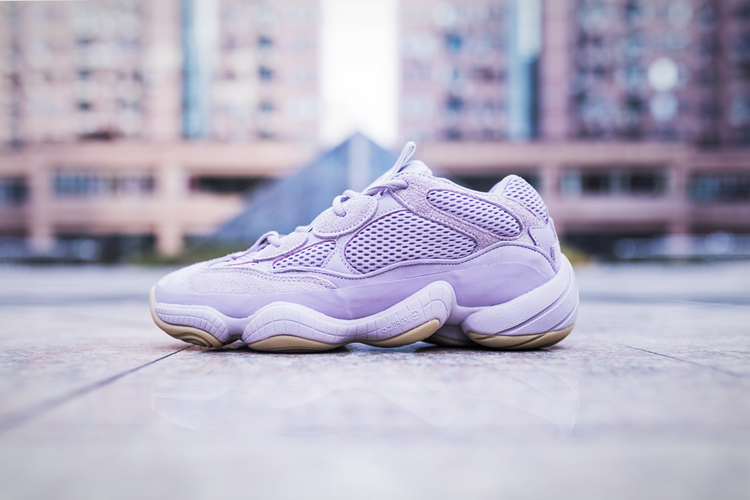 惊喜：灭霸Yeezy500也太好看了吧！权志龙球鞋最新美图来了