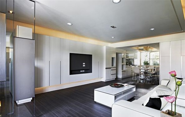 仿瓷墙面直接刷漆翻新,仿瓷旧墙翻新乳胶漆