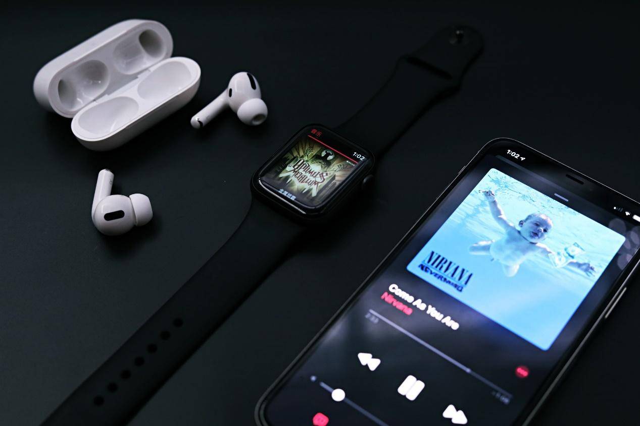 协同创造效率，智能提升幸福，苹果全家桶，融合你的精彩生活