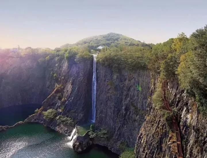 世界十大奇迹建筑上海深坑酒店,世界十大建筑奇迹之上海深坑酒店