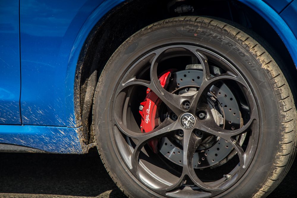 阿尔法罗密欧汽车用户反馈,阿尔法罗密欧giulia车主