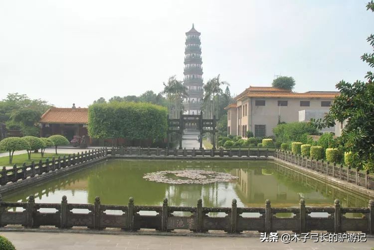 这个奇特的地方，将石狗视为图腾，却爱吃狗肉