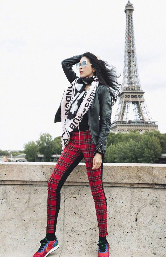 莫文蔚天生一双长腿,莫文蔚零老态逆天长腿