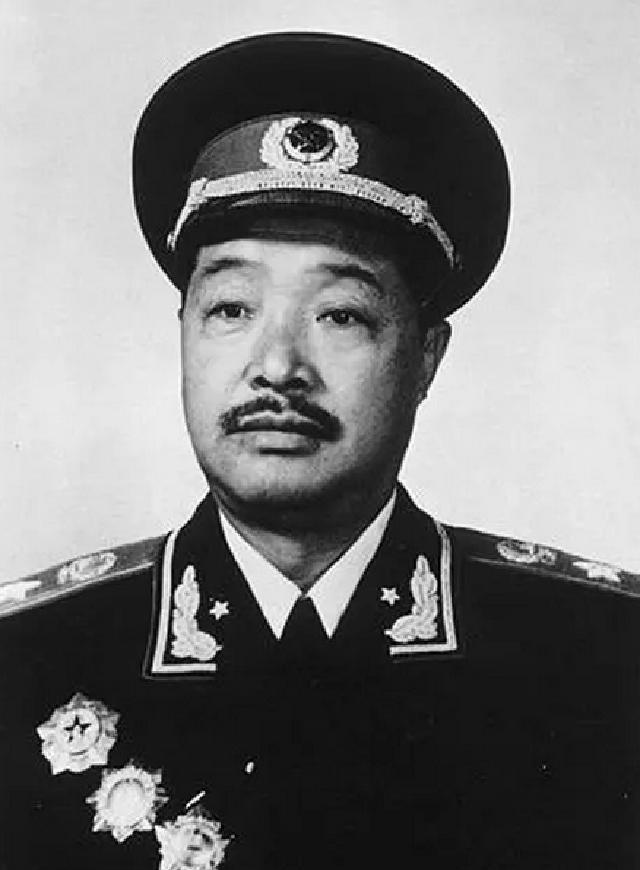 十大元帅最敬重的人，毛主席有多伟大？十大元帅又如何评价主席？