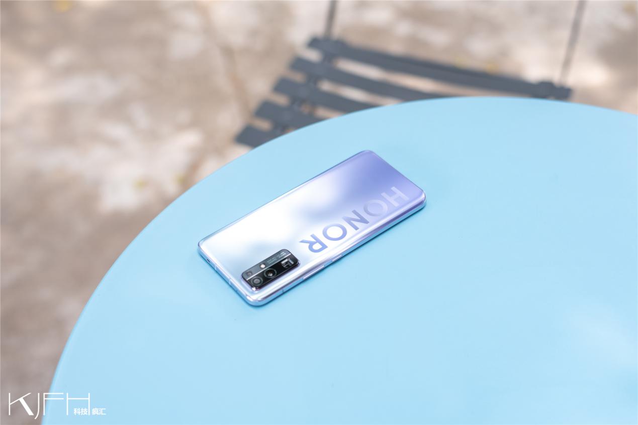 荣耀30麒麟985和980区别,荣耀305g深度测评