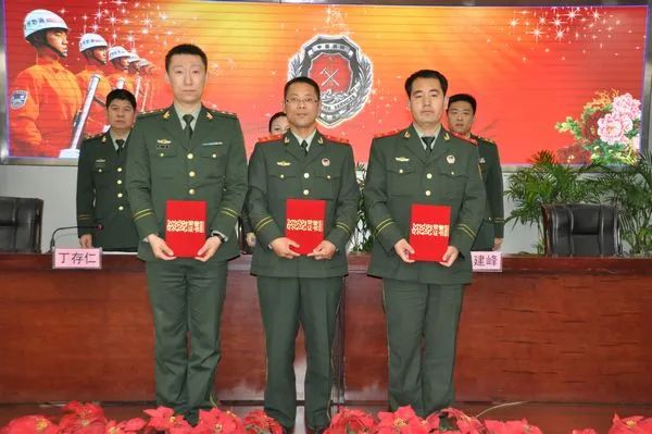 我的入*党**故事丨换装不换本色,改制不改初心——沈国江