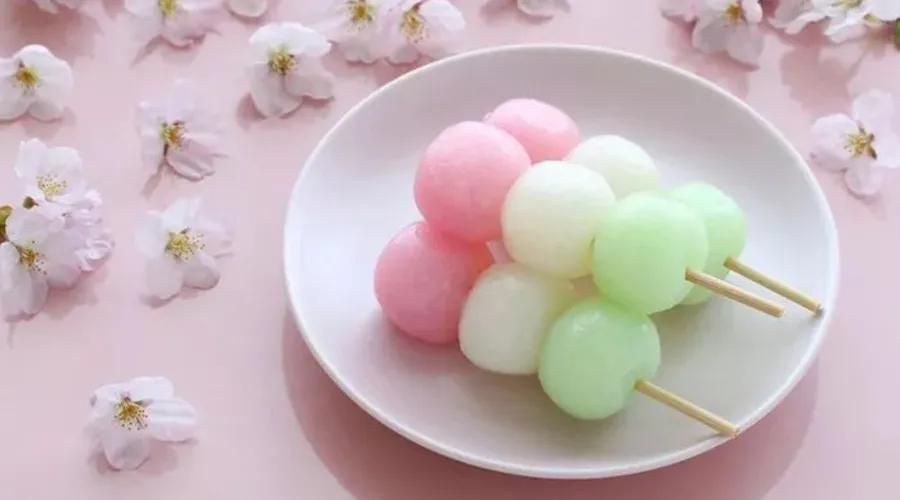 疫情期间为了赏樱花,憋坏了的日本人都想出了哪些另类方法?